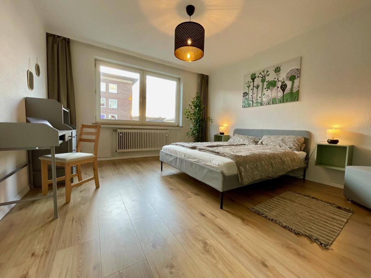 Purple Kitchen - Apartment Mit Grosser Wohnkueche เบรเมอร์ฮาเฟิน ภายนอก รูปภาพ